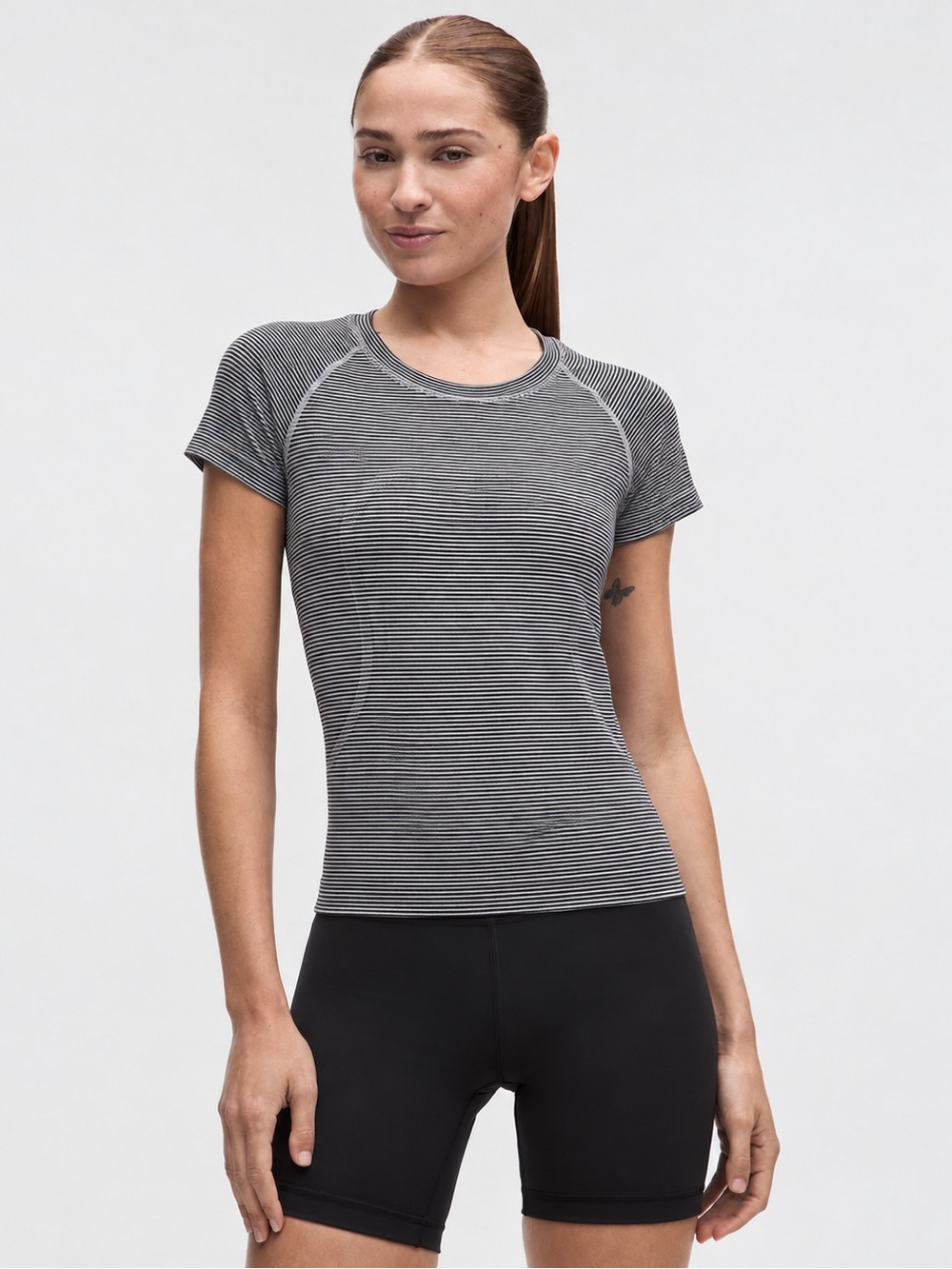 Lululemon Swiftly Tech Short Sleeve Shirt Black White Striped Size 4